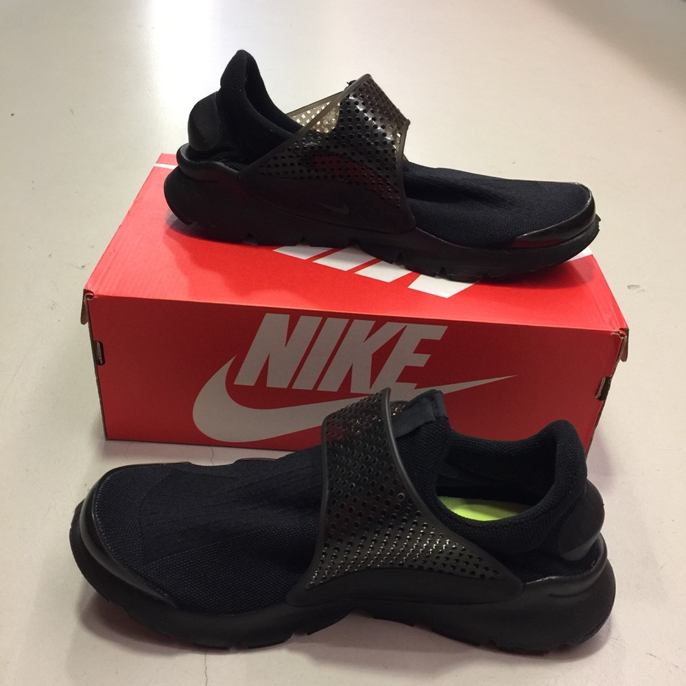 NIB Nike Men's Sock Dart Black Running Sneaker - Picture 7 of 8